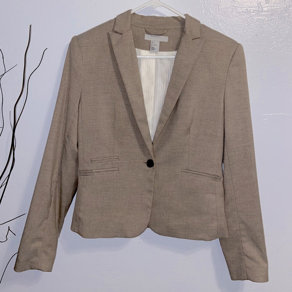 H&M light brown blazer